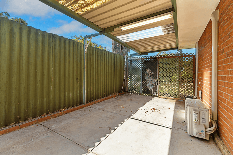 25 Allinga Crescent, Craigie, WA 6025