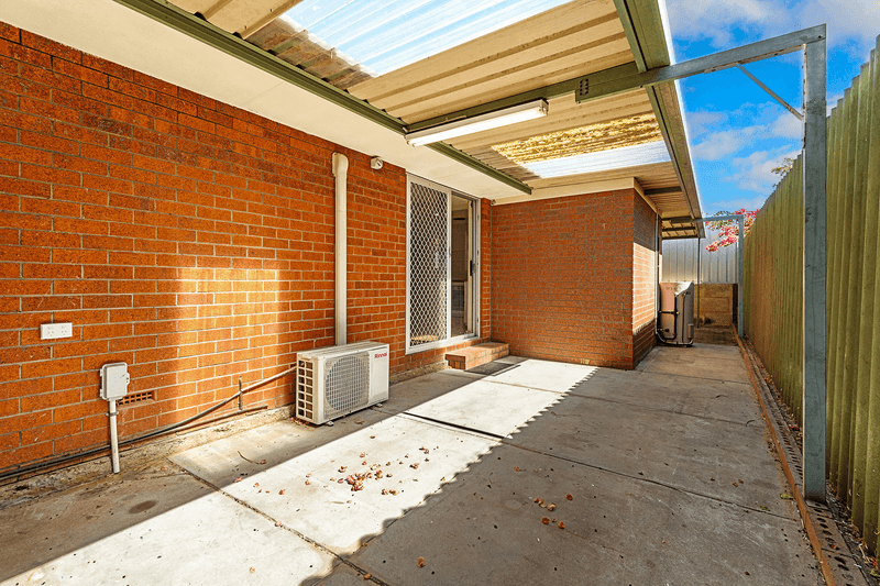 25 Allinga Crescent, Craigie, WA 6025