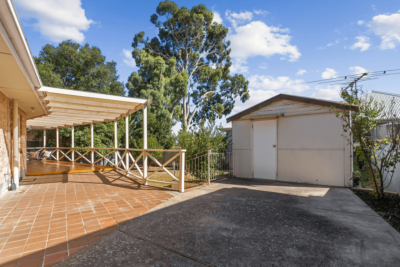 12 Renown Ave, SEACLIFF PARK, SA 5049