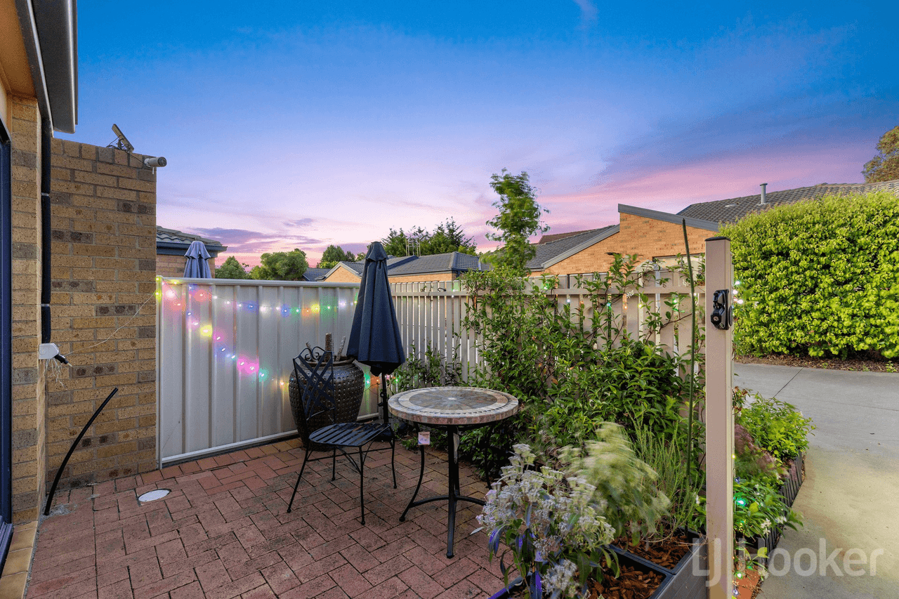 2/11 Yass Road, QUEANBEYAN EAST, NSW 2620