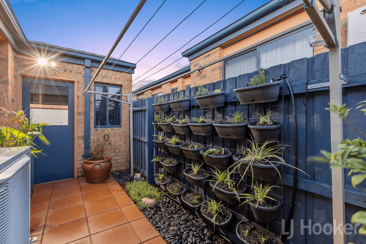 2/11 Yass Road, QUEANBEYAN EAST, NSW 2620