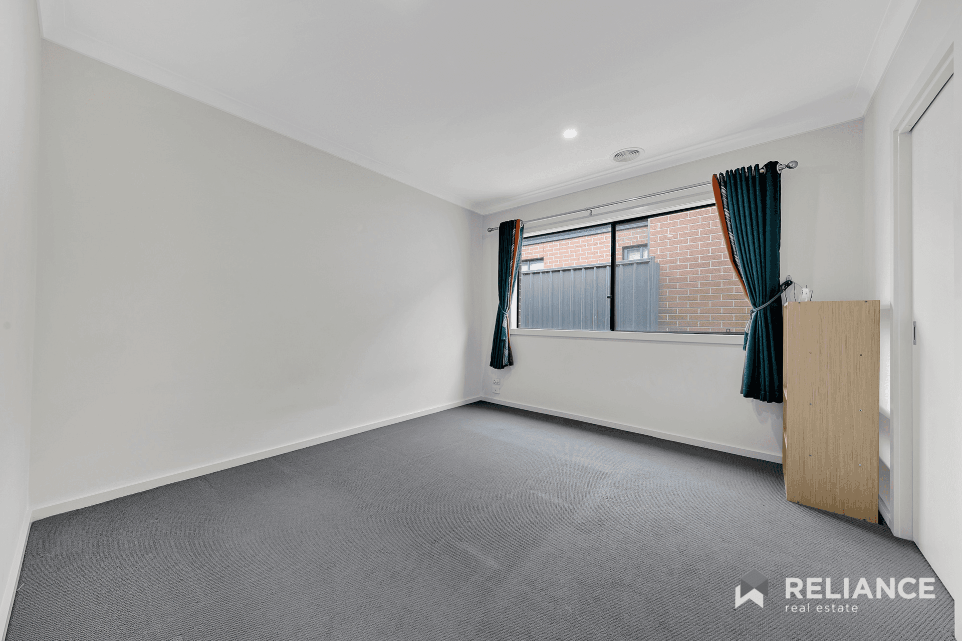 6 Wimbledon Boulevard, Strathtulloh, VIC 3338