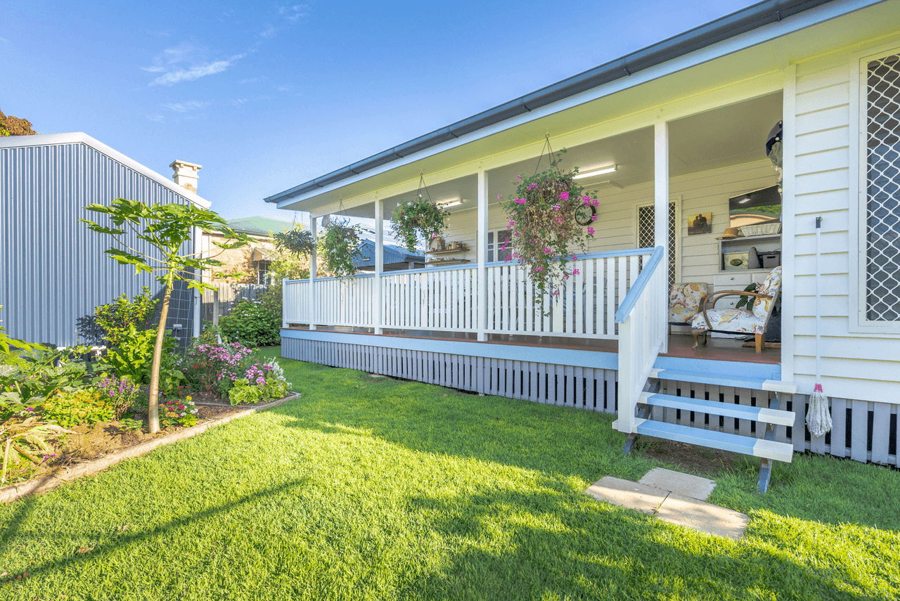 2B Kendall Street, EAST IPSWICH, QLD 4305