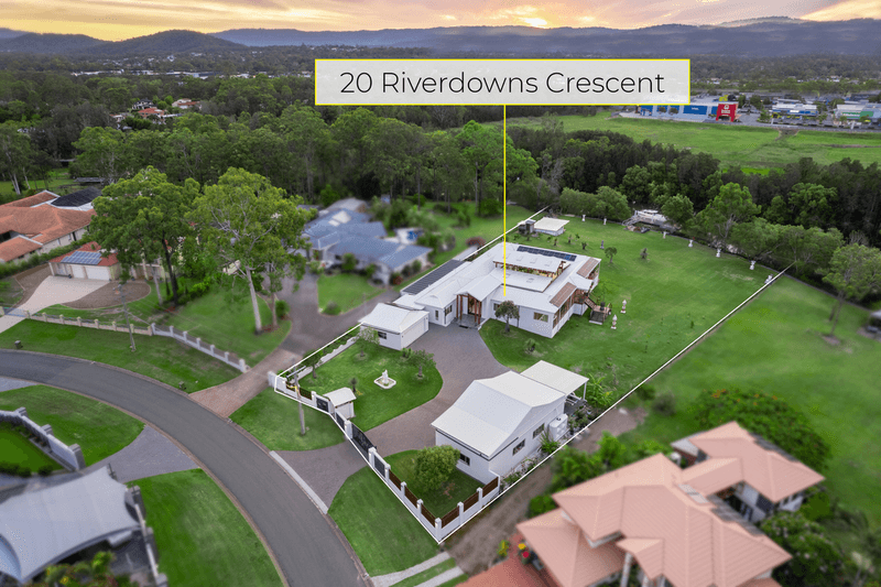 20 Riverdowns Crescent, HELENSVALE, QLD 4212
