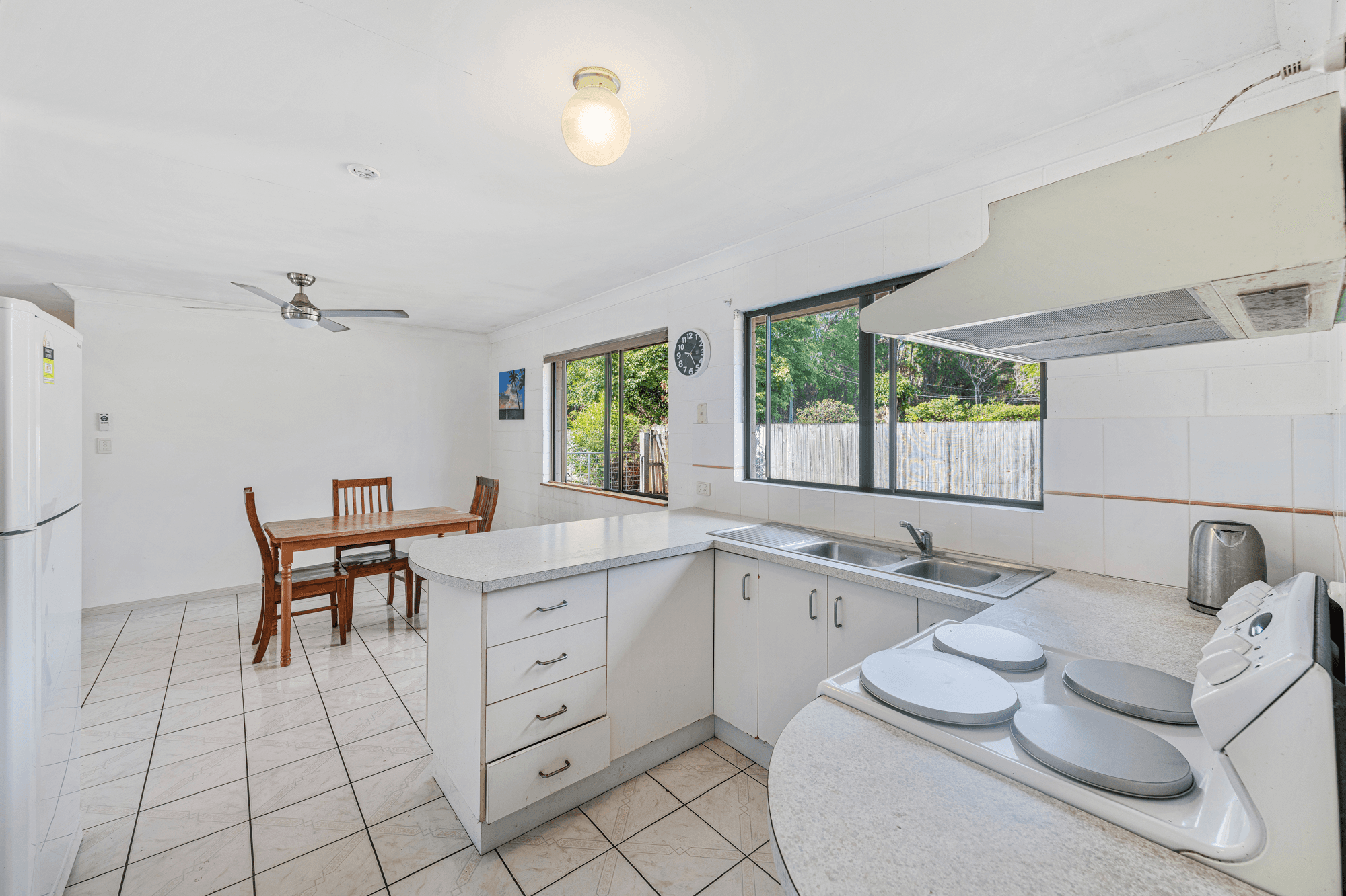 5 Forestdale Road, LANDSBOROUGH, QLD 4550