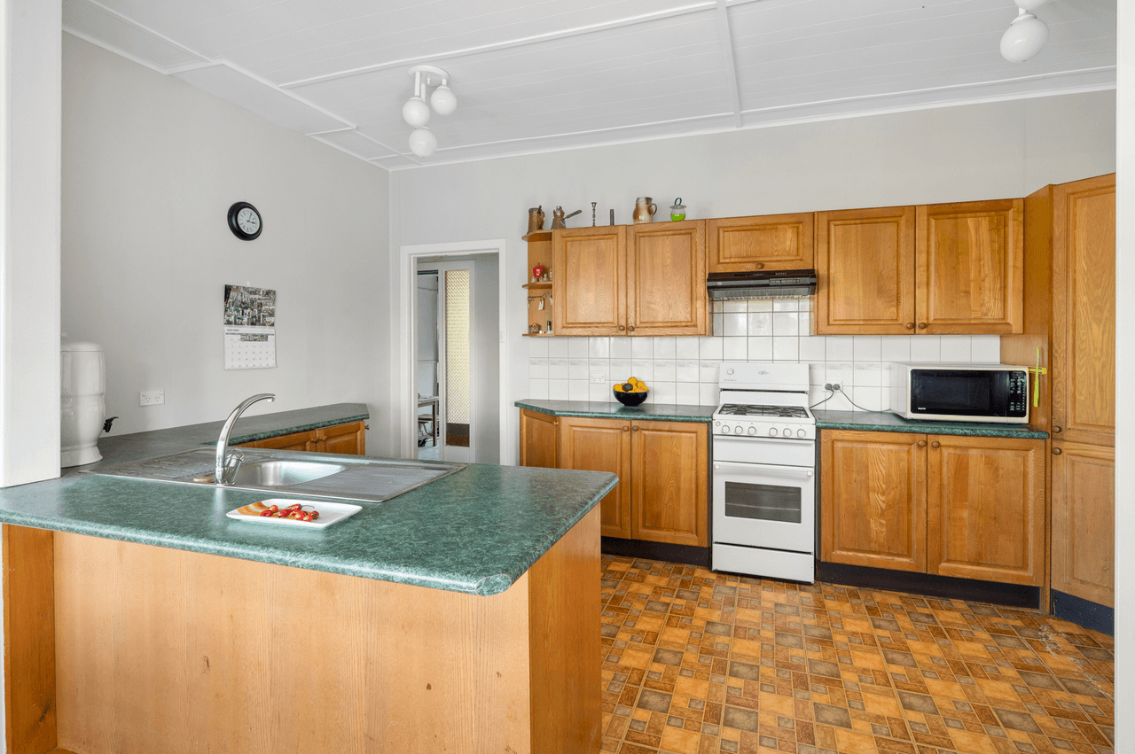 8 Short Street, DUNGOG, NSW 2420