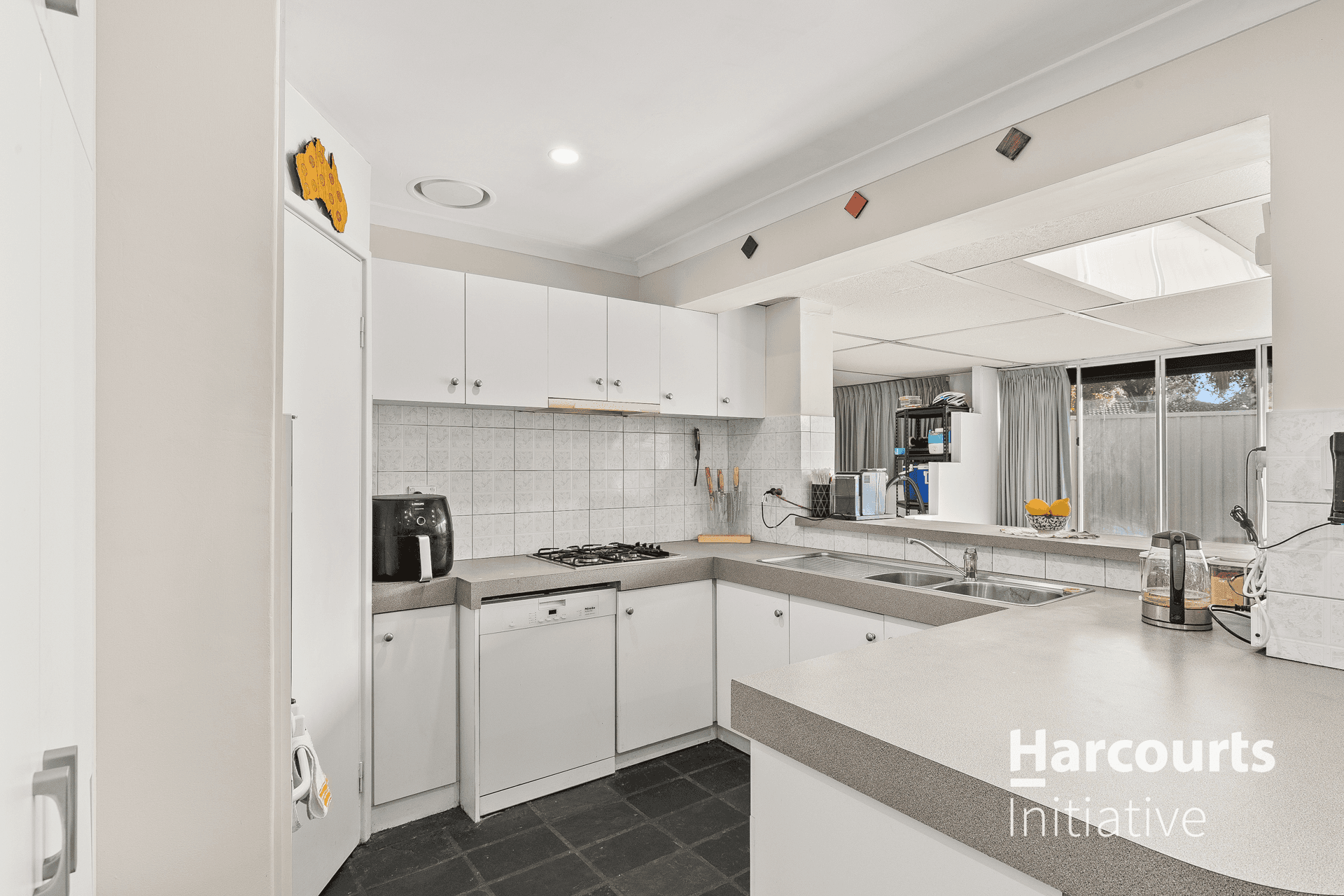 7 Flame Close, MIRRABOOKA, WA 6061