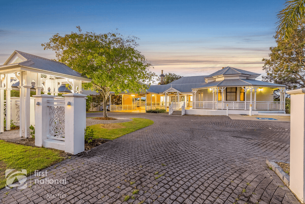 135 Brougham Street, Fairfield, QLD 4103