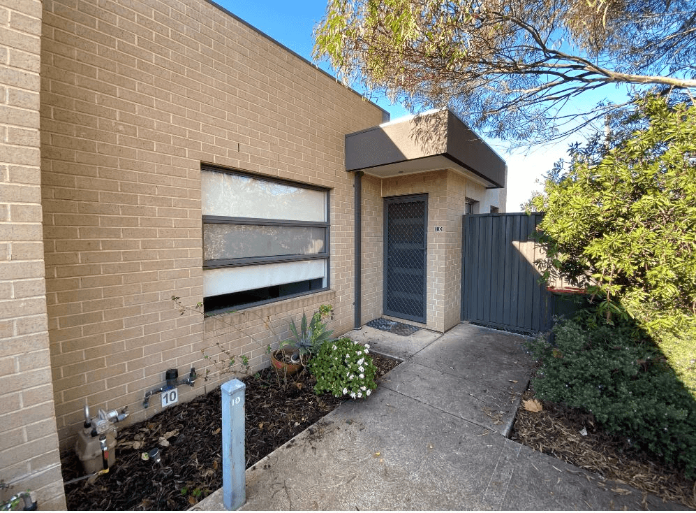 10/25 Deutgam Street, WERRIBEE, VIC 3030