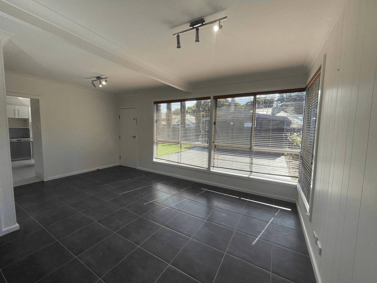 3 Edmondson Avenue, GRIFFITH, NSW 2680