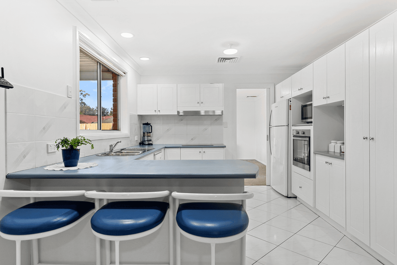 3 Claret Ash Grove, Menai, NSW 2234