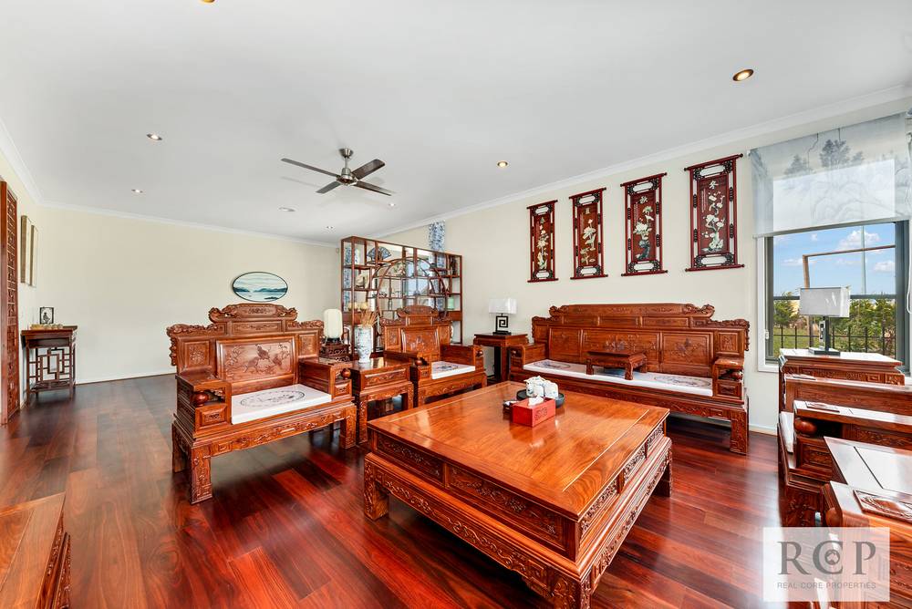 255-259 Sanctuary Lakes South Boulevard, POINT COOK, VIC 3030