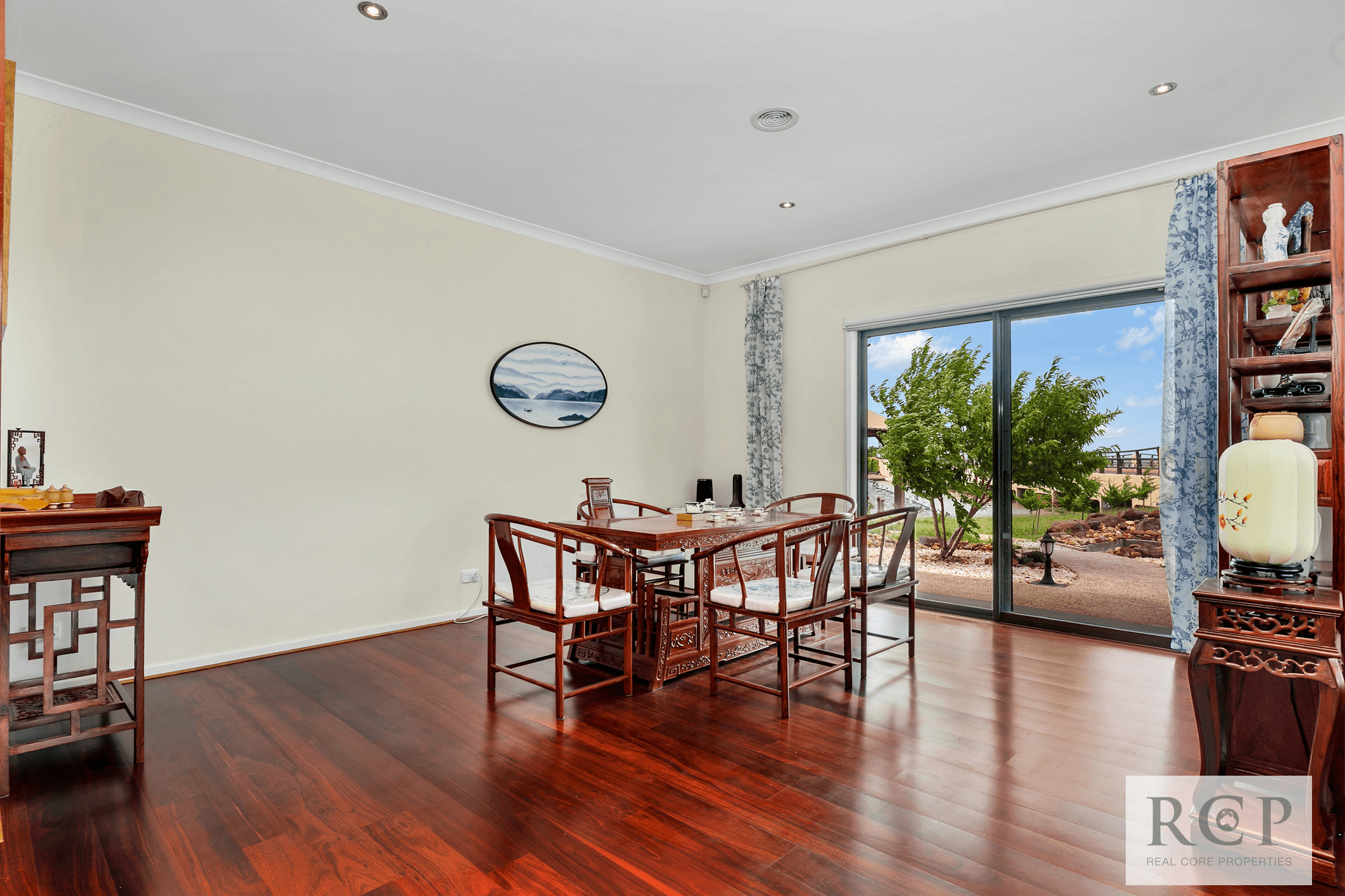 255-259 Sanctuary Lakes South Boulevard, POINT COOK, VIC 3030