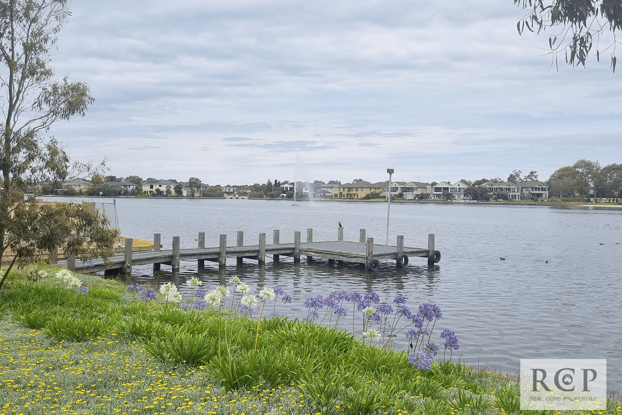 255-259 Sanctuary Lakes South Boulevard, POINT COOK, VIC 3030