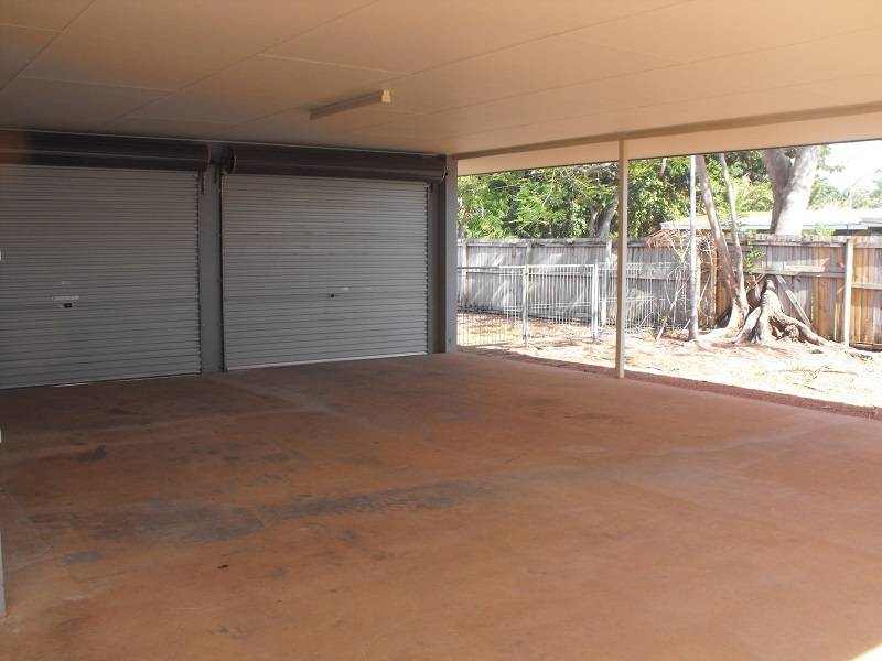 4/4 Transmission Street, Rocky Point, QLD 4874