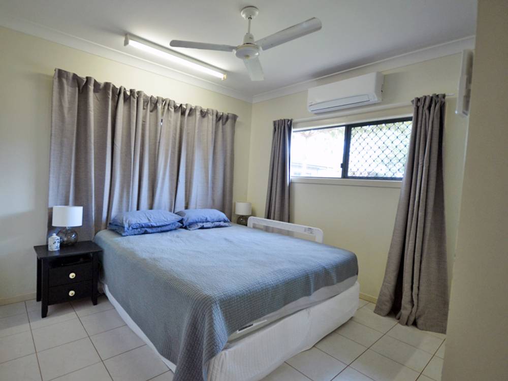 4/4 Transmission Street, Rocky Point, QLD 4874