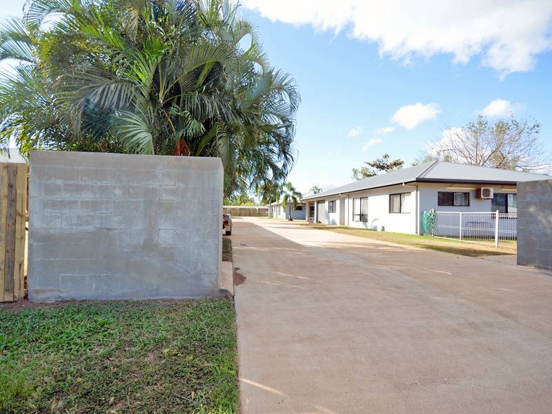 4/4 Transmission Street, Rocky Point, QLD 4874