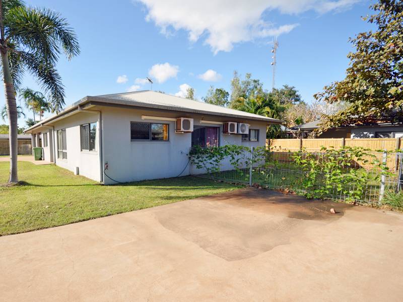 4/4 Transmission Street, Rocky Point, QLD 4874