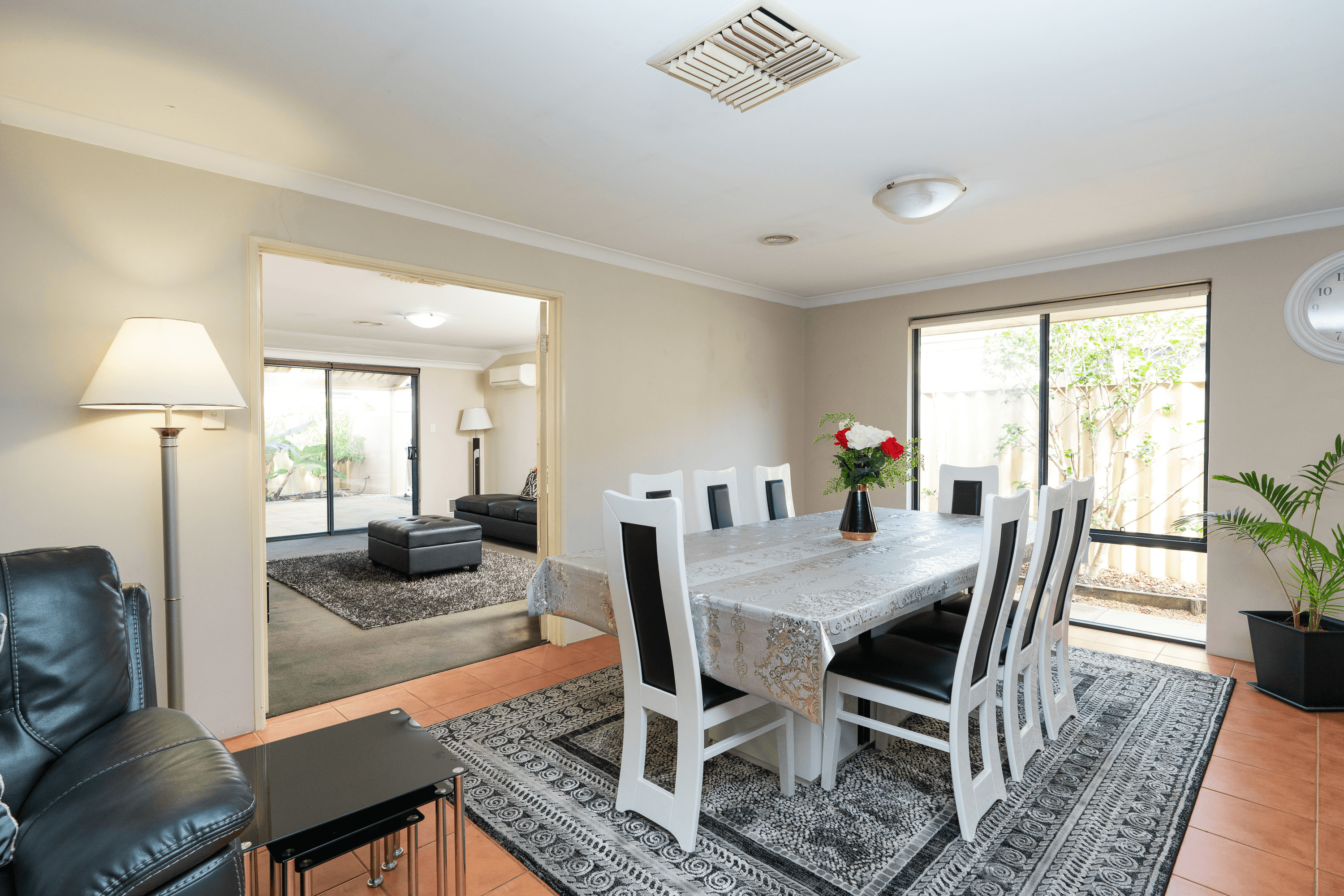 31 Kingia Way, CANNING VALE, WA 6155