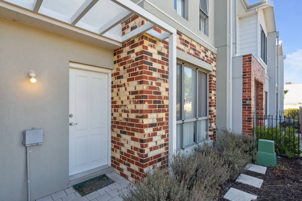 6 Penal Lane, Ellenbrook, WA 6069