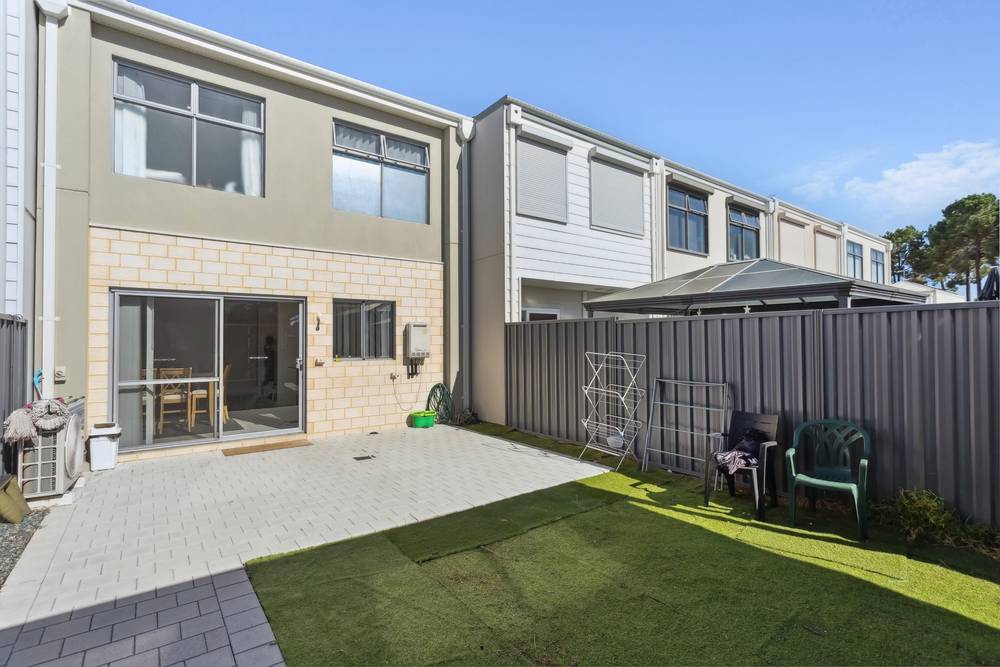 6 Penal Lane, Ellenbrook, WA 6069