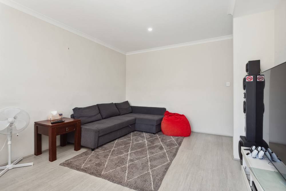 6 Penal Lane, Ellenbrook, WA 6069