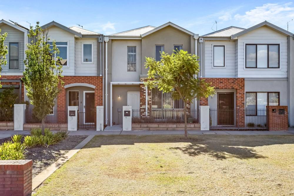 6 Penal Lane, Ellenbrook, WA 6069