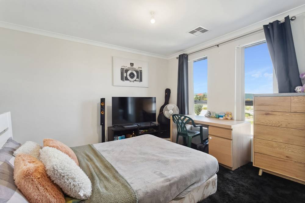 6 Penal Lane, Ellenbrook, WA 6069