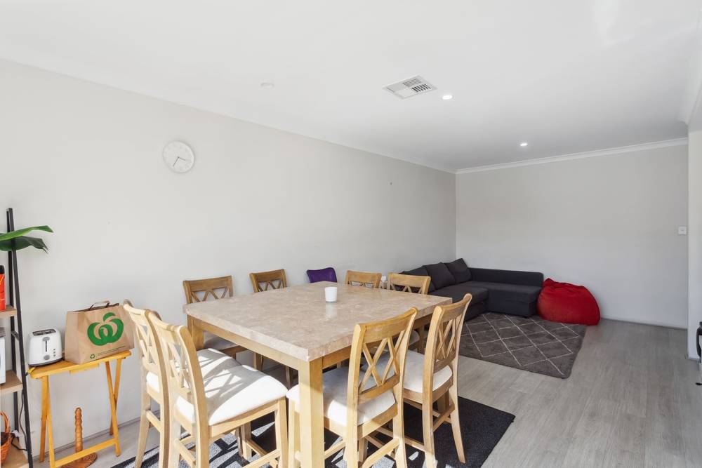 6 Penal Lane, Ellenbrook, WA 6069