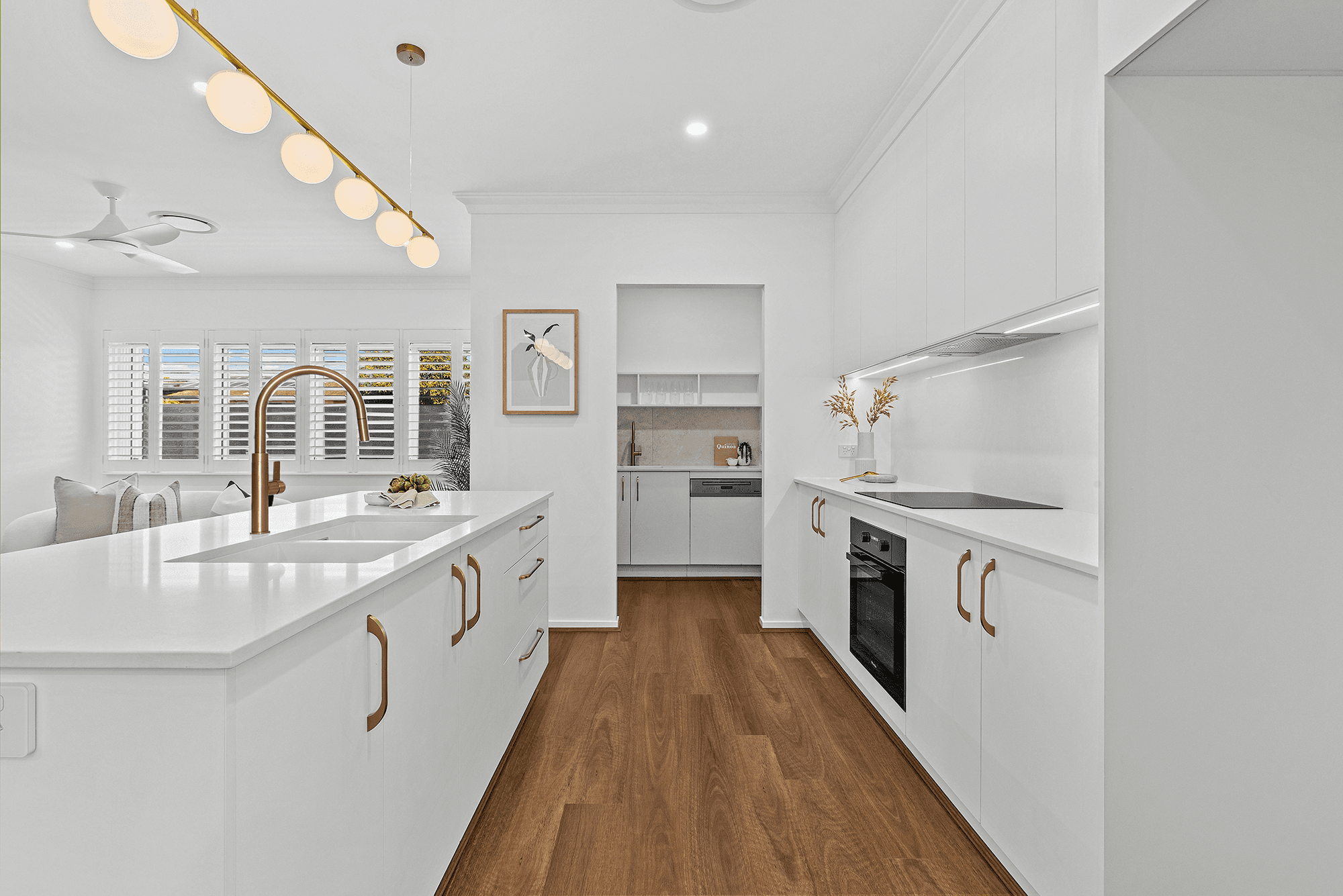 596A Robinson Road West, ASPLEY, QLD 4034
