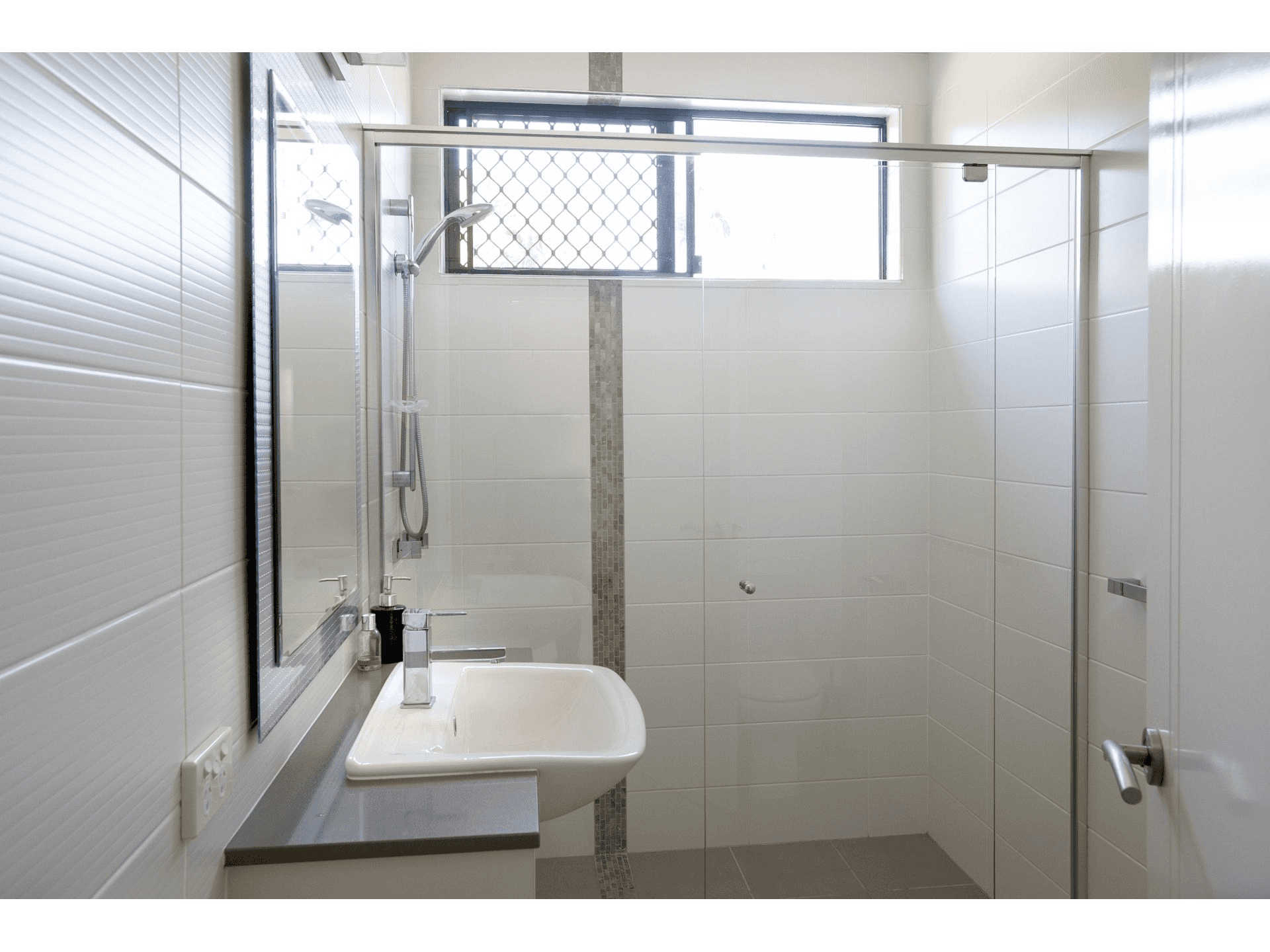 A/9 Ella Street, RED HILL, QLD 4059