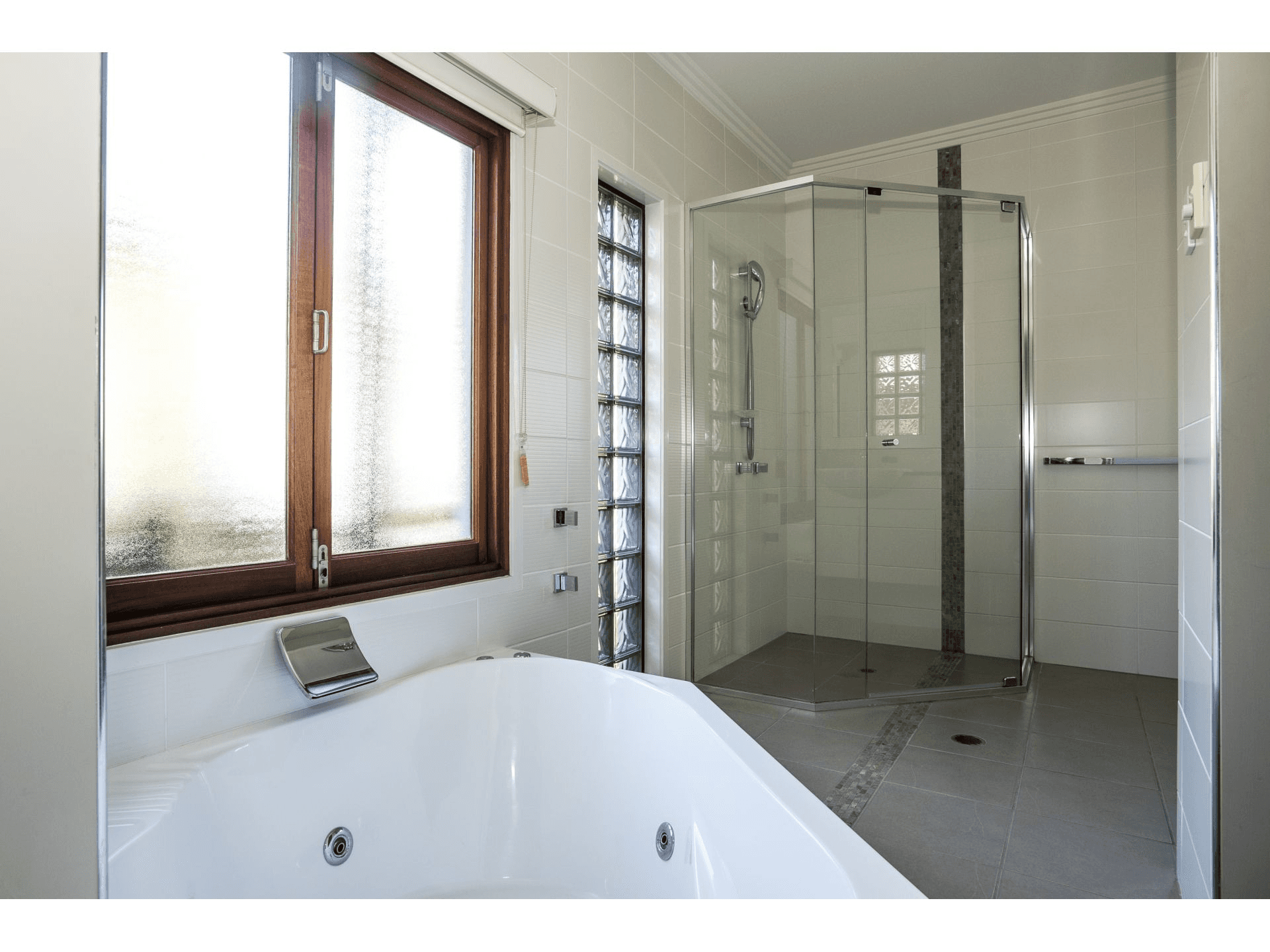 A/9 Ella Street, RED HILL, QLD 4059