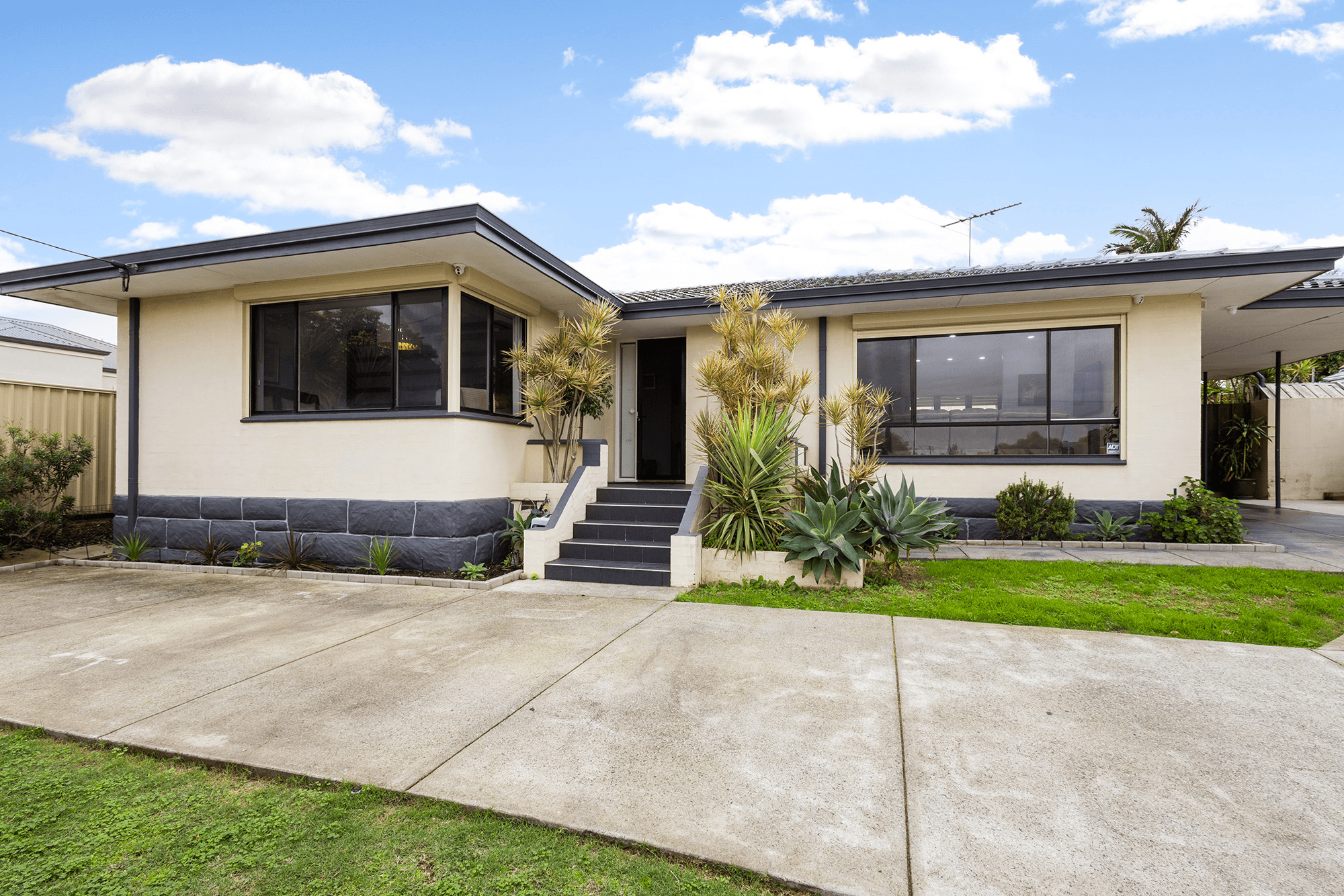 463 Morley Drive, MORLEY, WA 6062