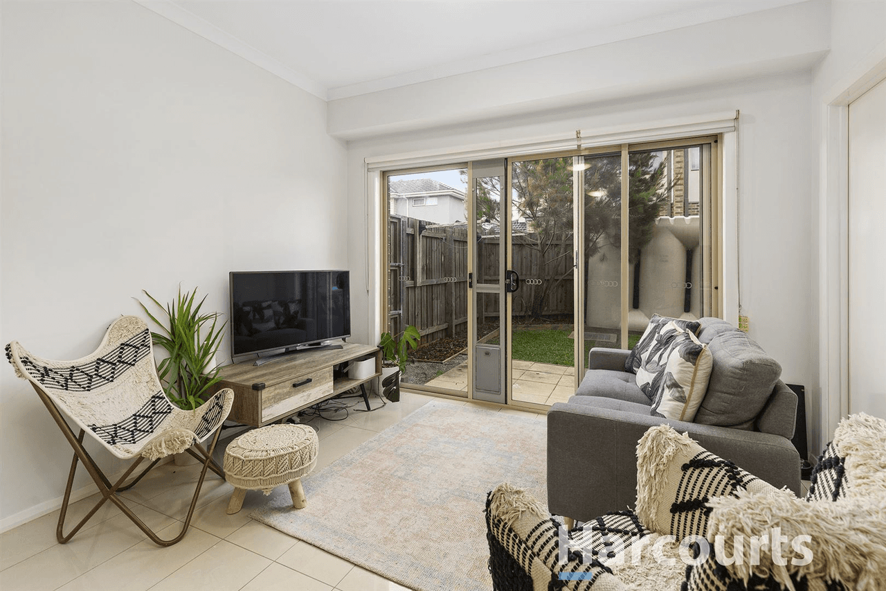 1/34 Adele Avenue, Ferntree Gully, VIC 3156