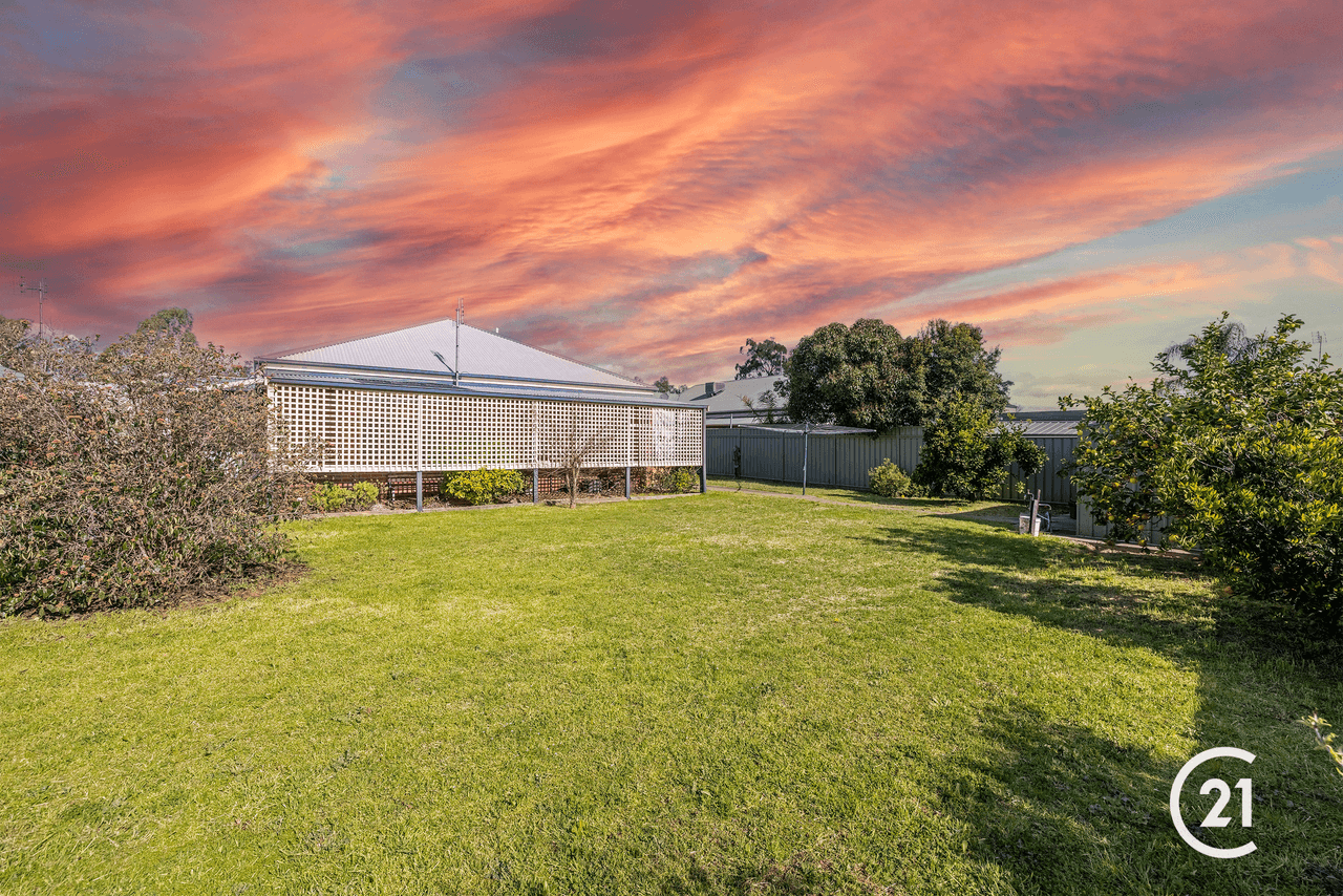 29 Campaspe Esplanade, Echuca, VIC 3564