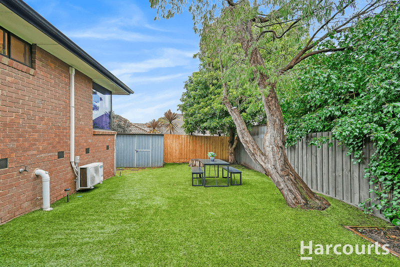 2 Prenton Court, WANTIRNA, VIC 3152