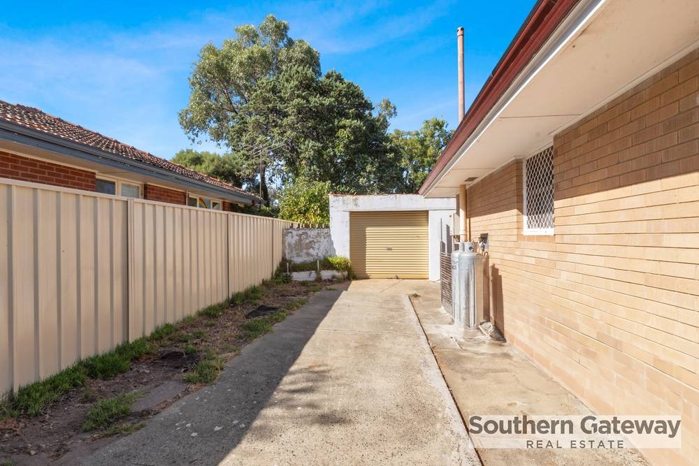 19 Langridge Crescent, ORELIA, WA 6167