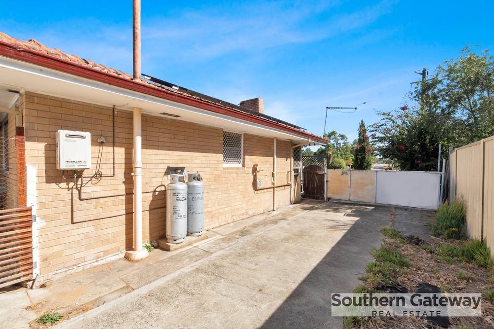 19 Langridge Crescent, ORELIA, WA 6167