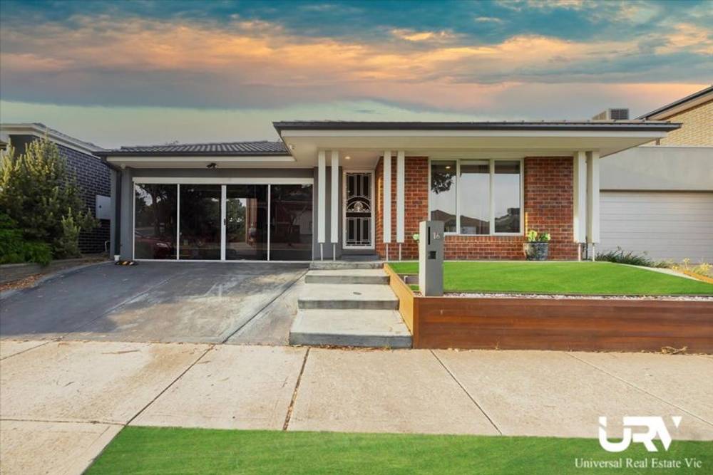 16 Nebula Cresent, MICKLEHAM, VIC 3064