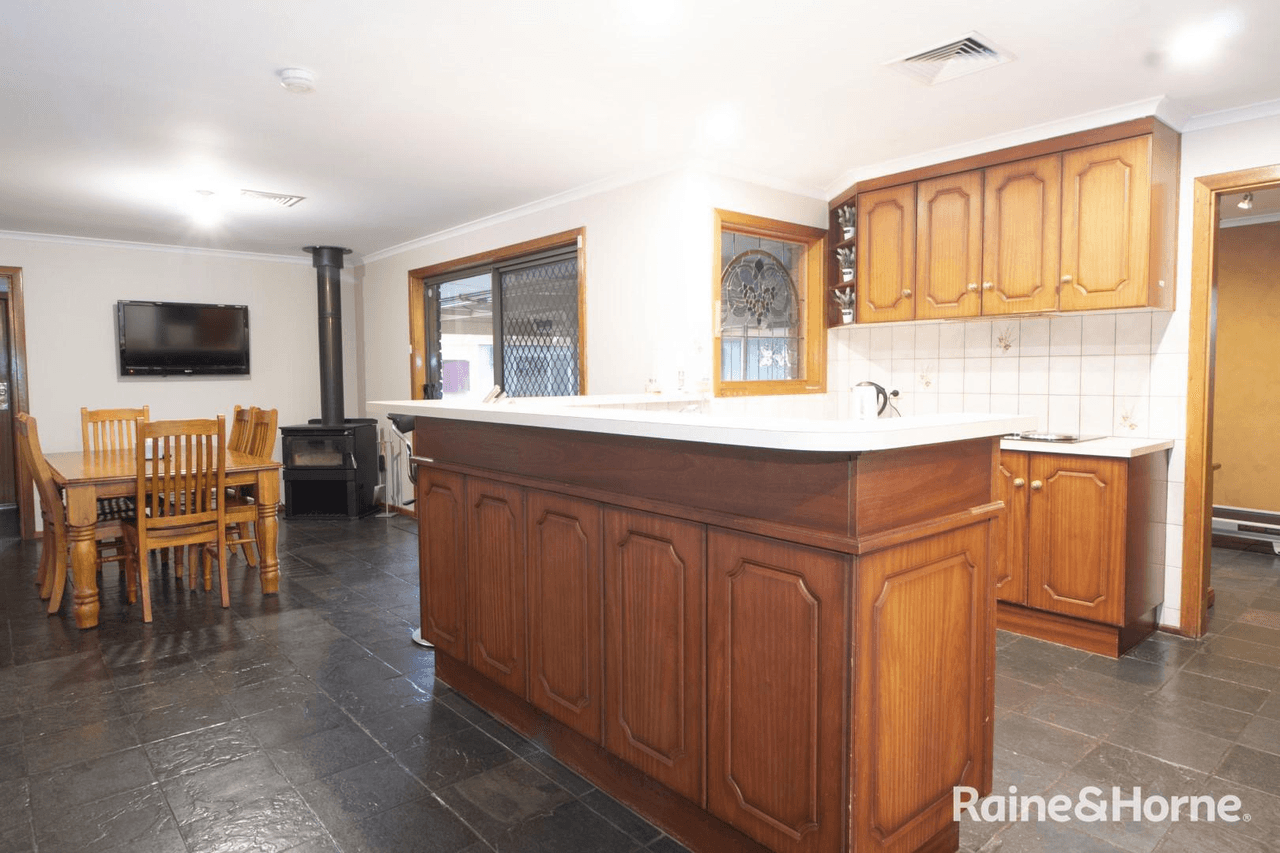 29 Maule Avenue, STIRLING NORTH, SA 5710