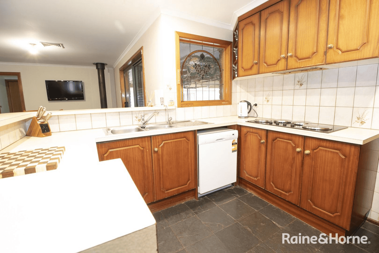 29 Maule Avenue, STIRLING NORTH, SA 5710