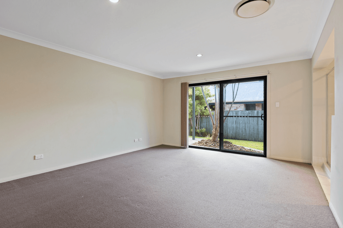 12 Calliandra Place, THORNLANDS, QLD 4164