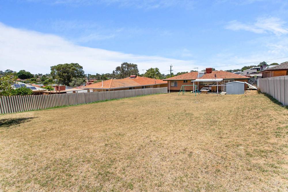 14 Lancaster Street, Spearwood, WA 6163
