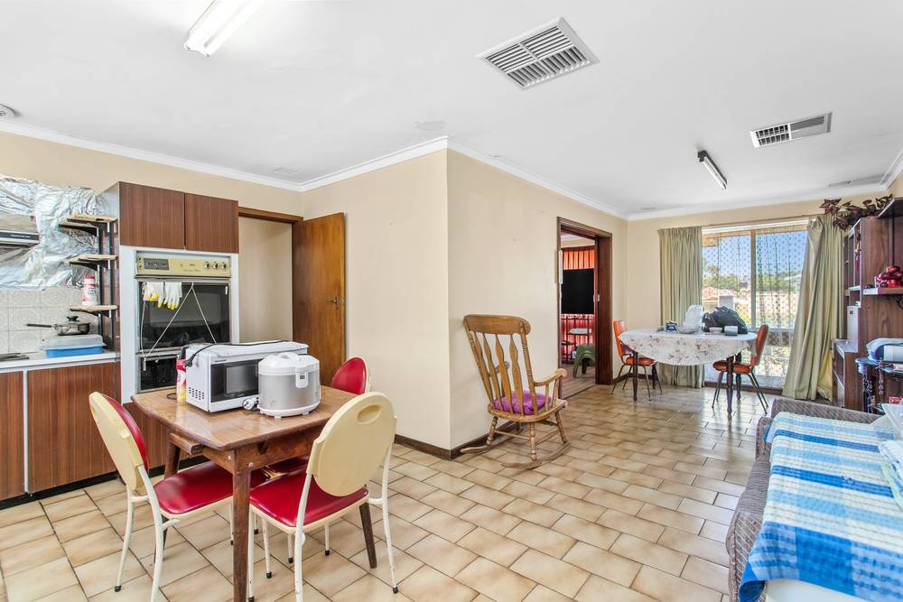 14 Lancaster Street, Spearwood, WA 6163