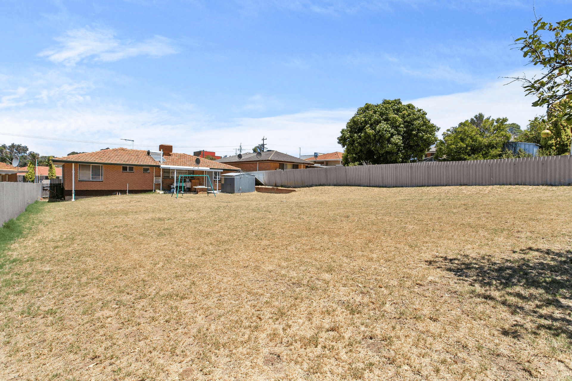 14 Lancaster Street, Spearwood, WA 6163