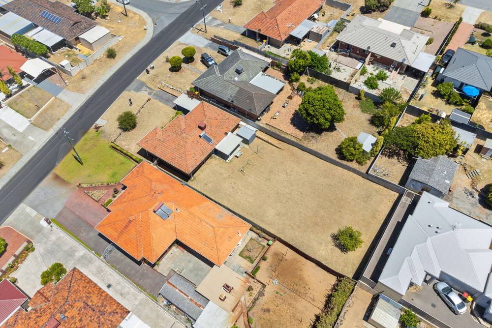 14 Lancaster Street, Spearwood, WA 6163