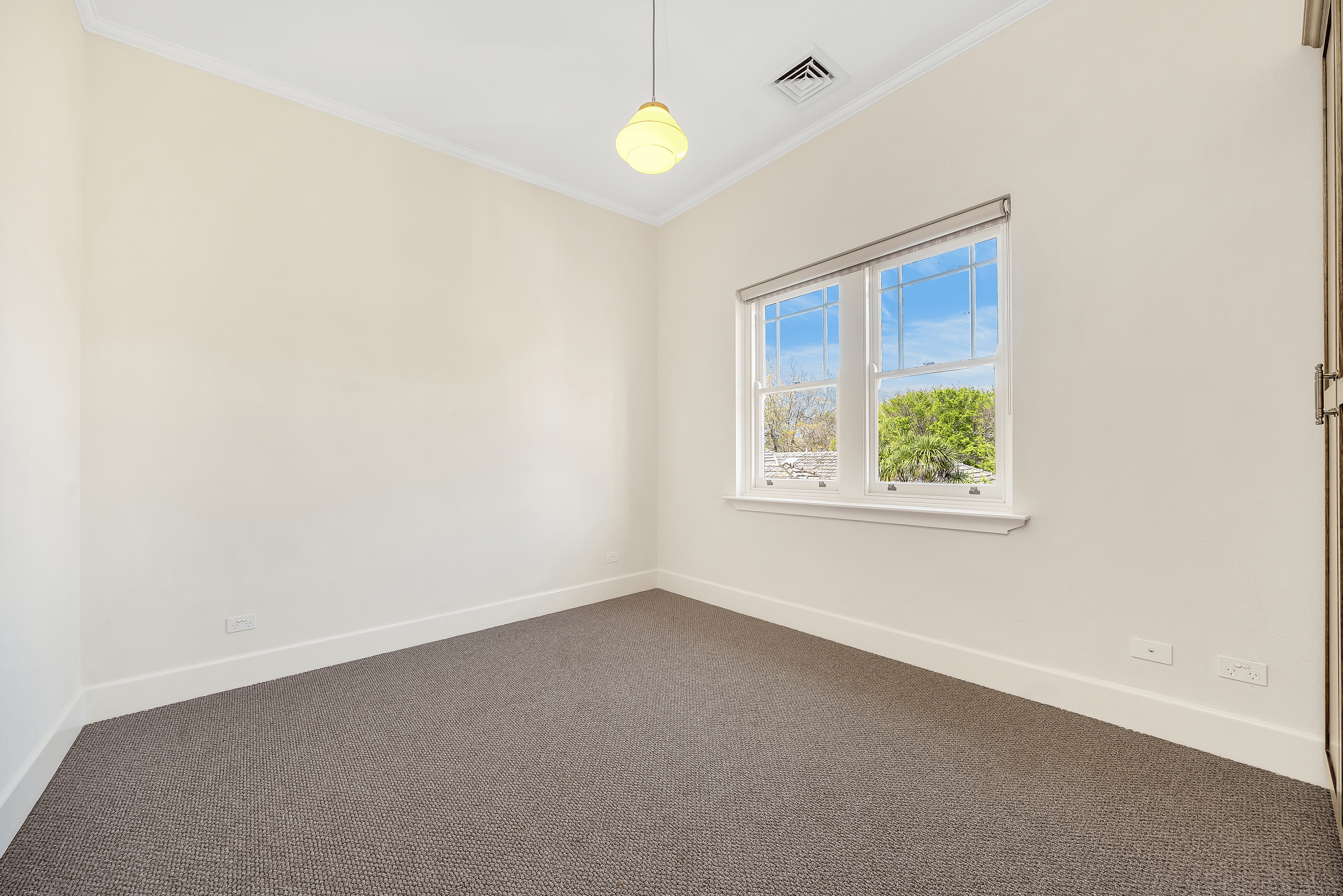 2/30A PROSPECT HILL ROAD, CAMBERWELL, VIC 3124