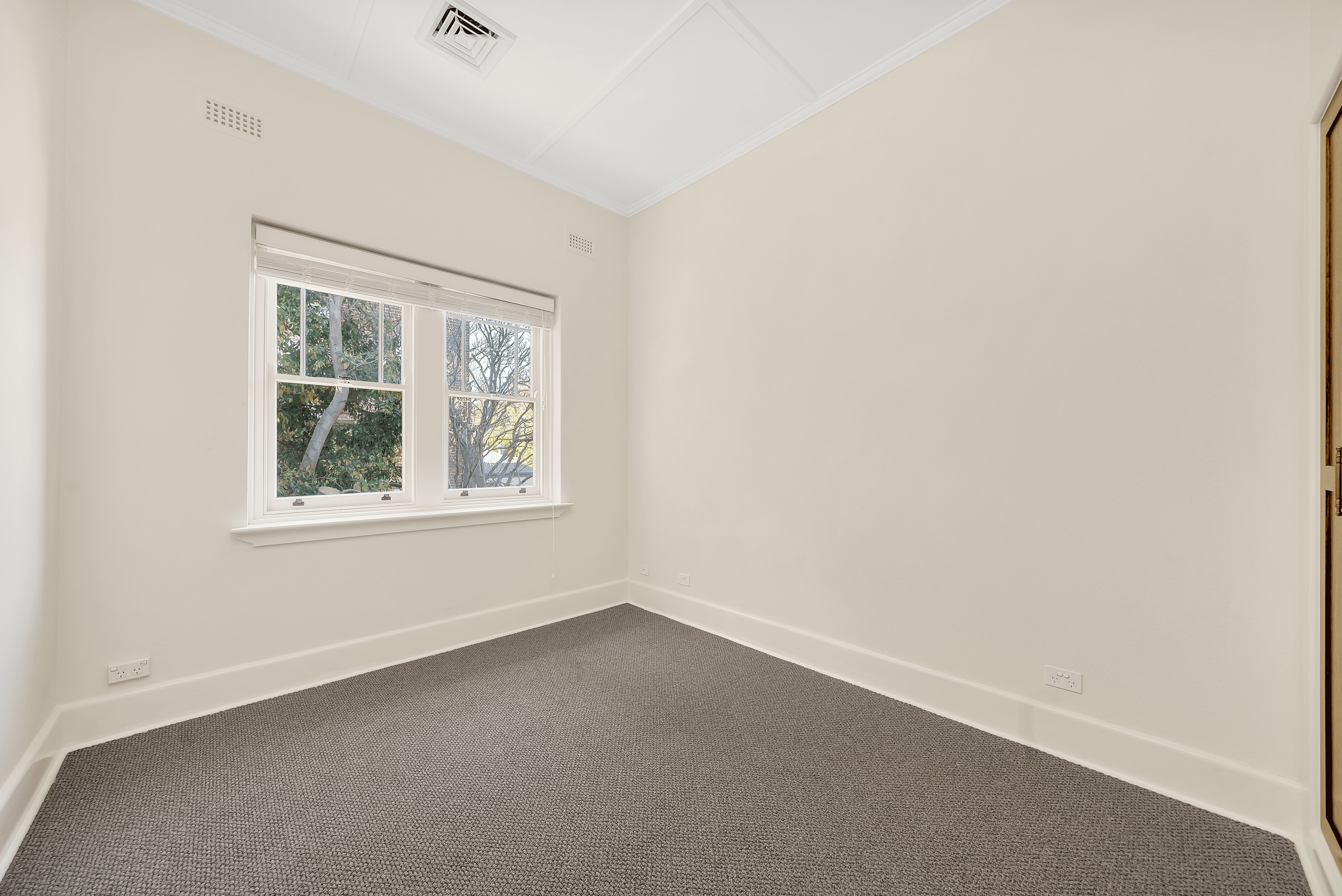 2/30A PROSPECT HILL ROAD, CAMBERWELL, VIC 3124