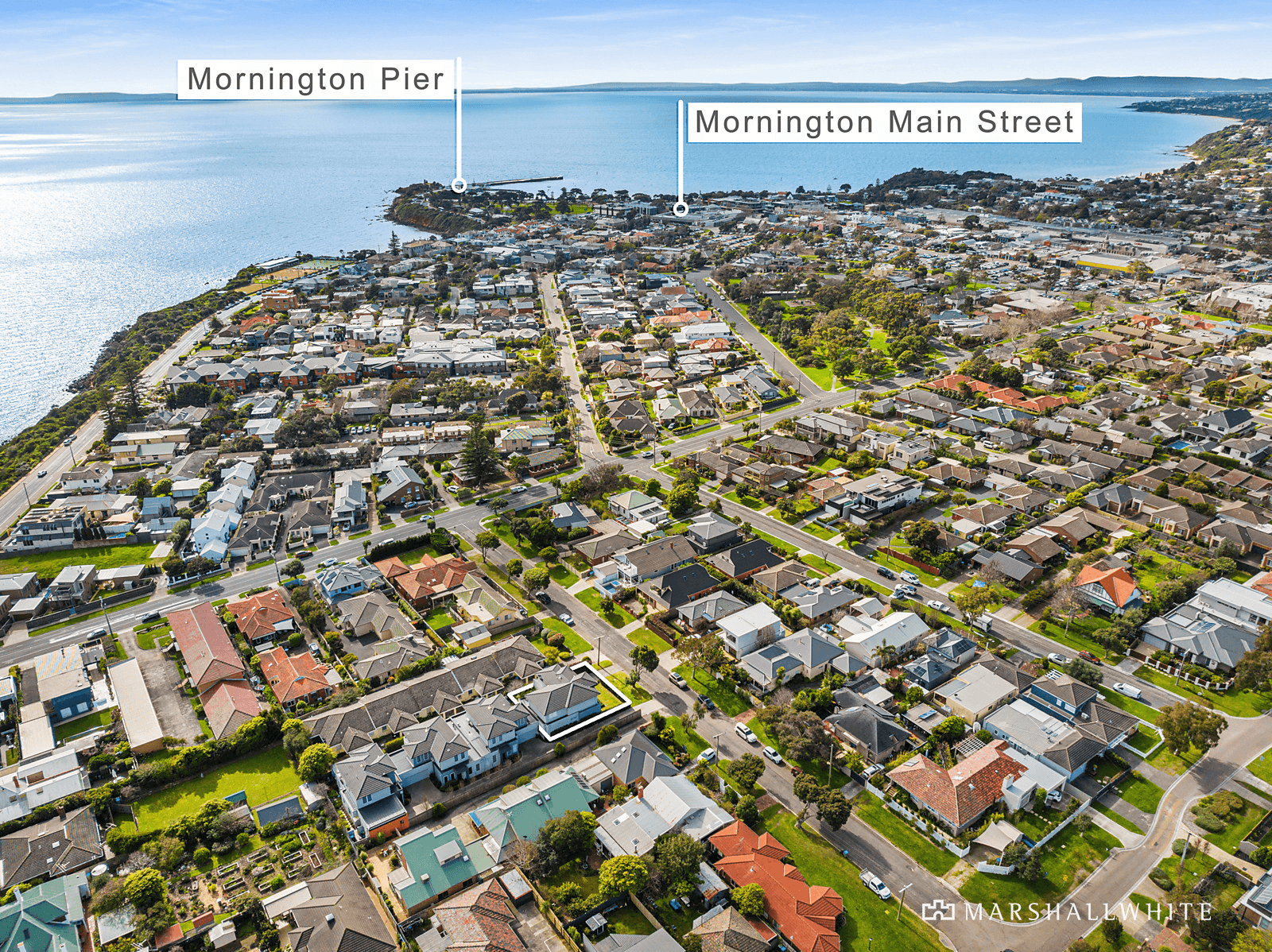 1/4 Beach Grove, Mornington, VIC 3931