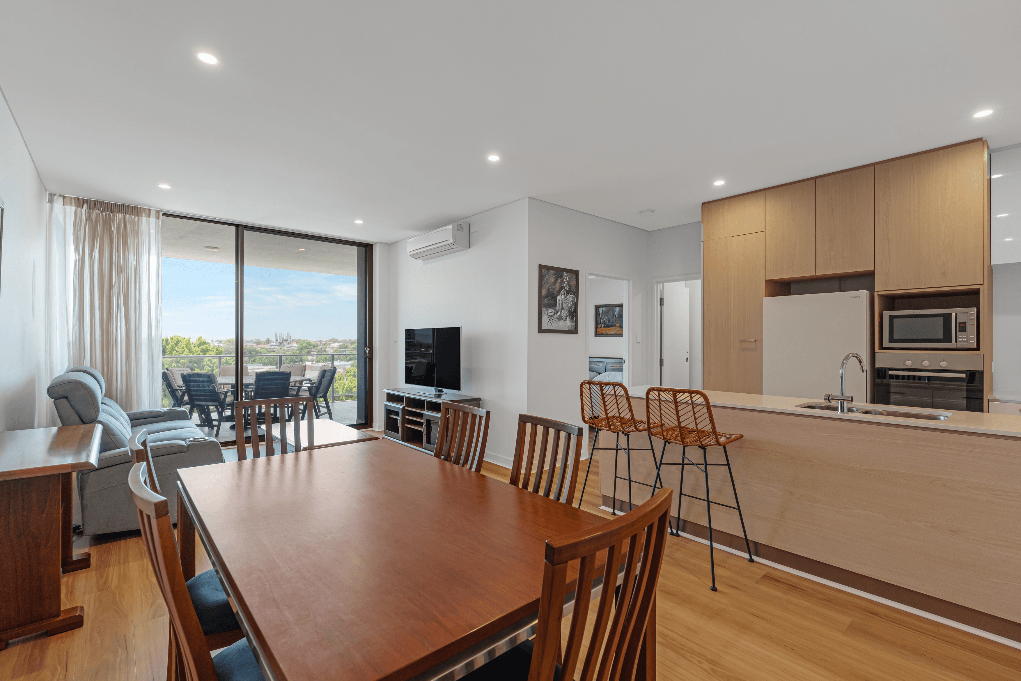 63/8 Riversdale Road, Burswood, WA 6100